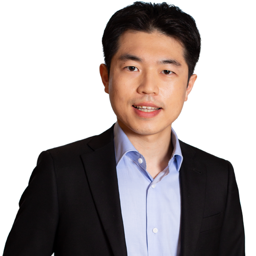 Ko Woo in business attire